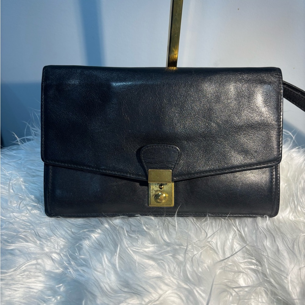 Vintage Saks Fifth Avenue,  Black
Leather Handbag